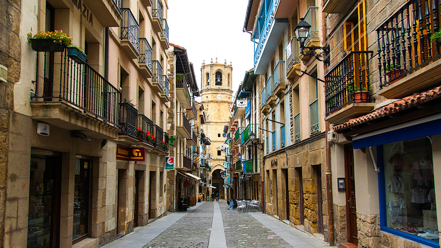 Calle de pintxos en Bilbao