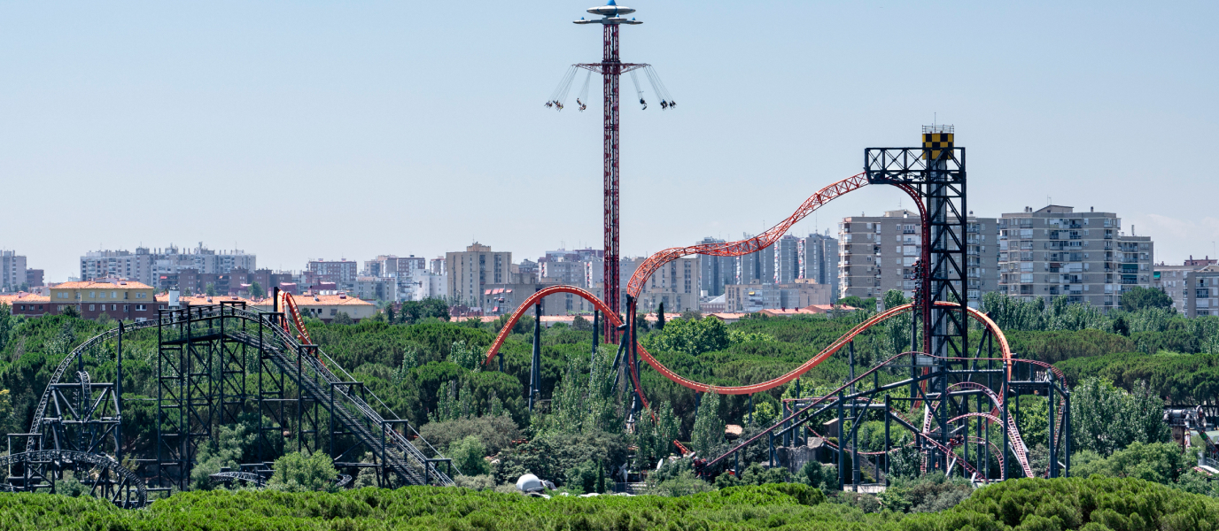 Parques temáticos en Madrid, adrenalina y entretenimiento