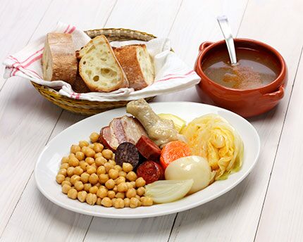 Cocido madrileño, un plato popular y con muchas variantes