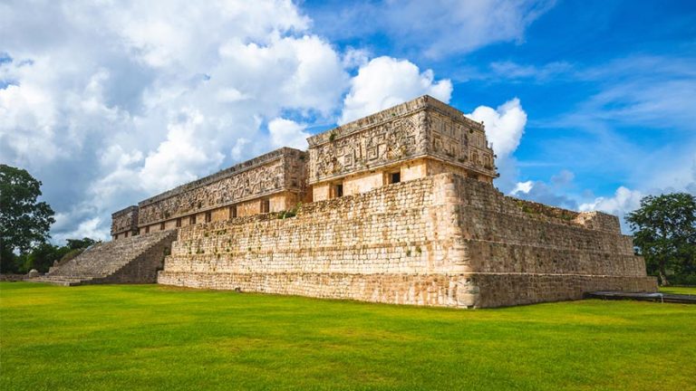 Antigua Ciudad Maya De Uxmal, Una Joya De La Arquitectura