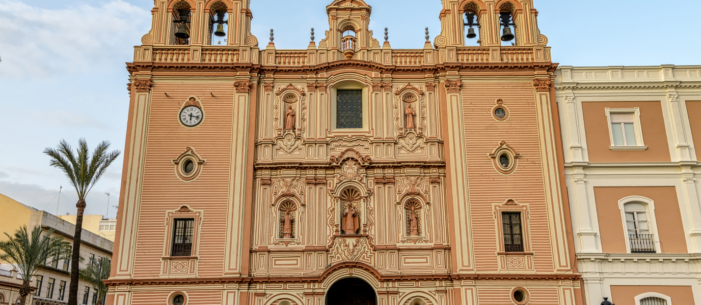 Huelva Cathedral: a temple and former conven