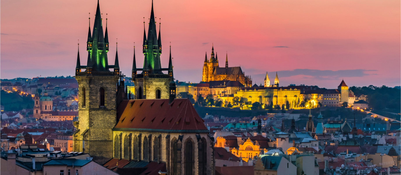 Romantic plans in Prague: special proposals for couples