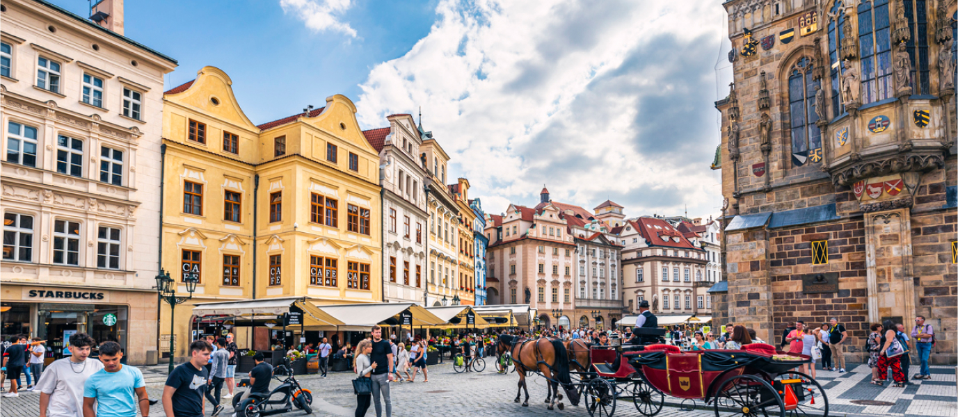 Plaza de la Ciudad Vieja, epicentro de la vida de Praga