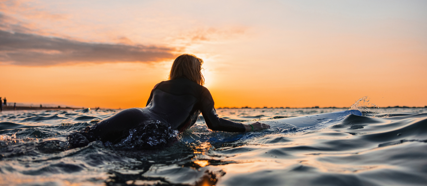 Surf en Huelva, conoce las playas con las mejores olas