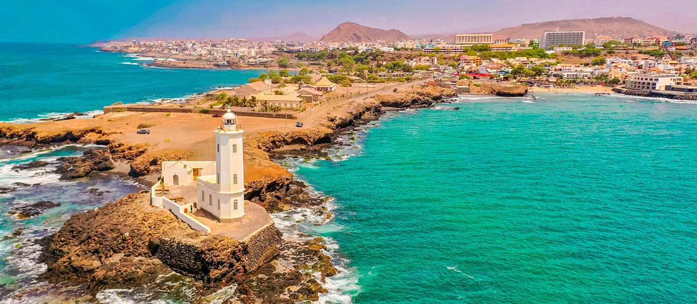 Praia (Cabo Verde), una capital entre la melancolía colonial y el pulso electrizante de la cultura criolla