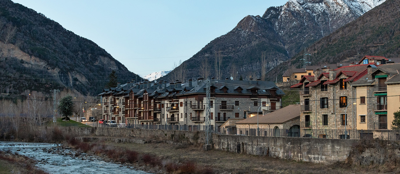 Qué ver en Biescas, una gema de naturaleza y patrimonio en el corazón del Pirineo aragonés