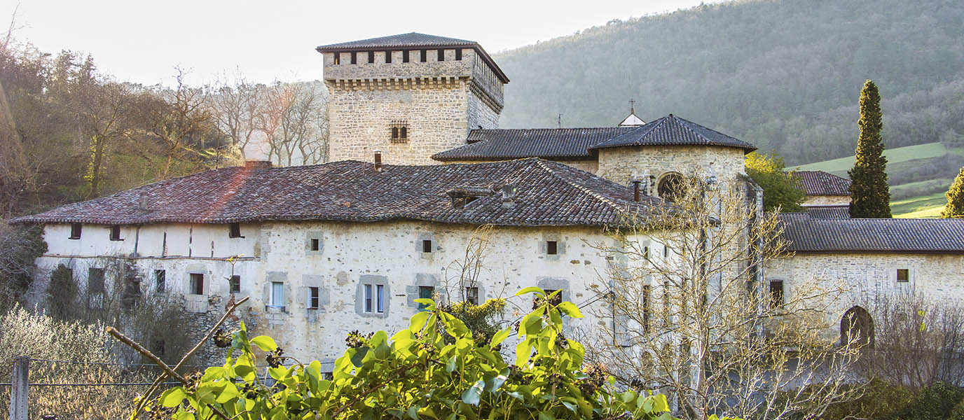 Conjunto monumental de Quejana, una maravilla medieval en el Valle de Ayala