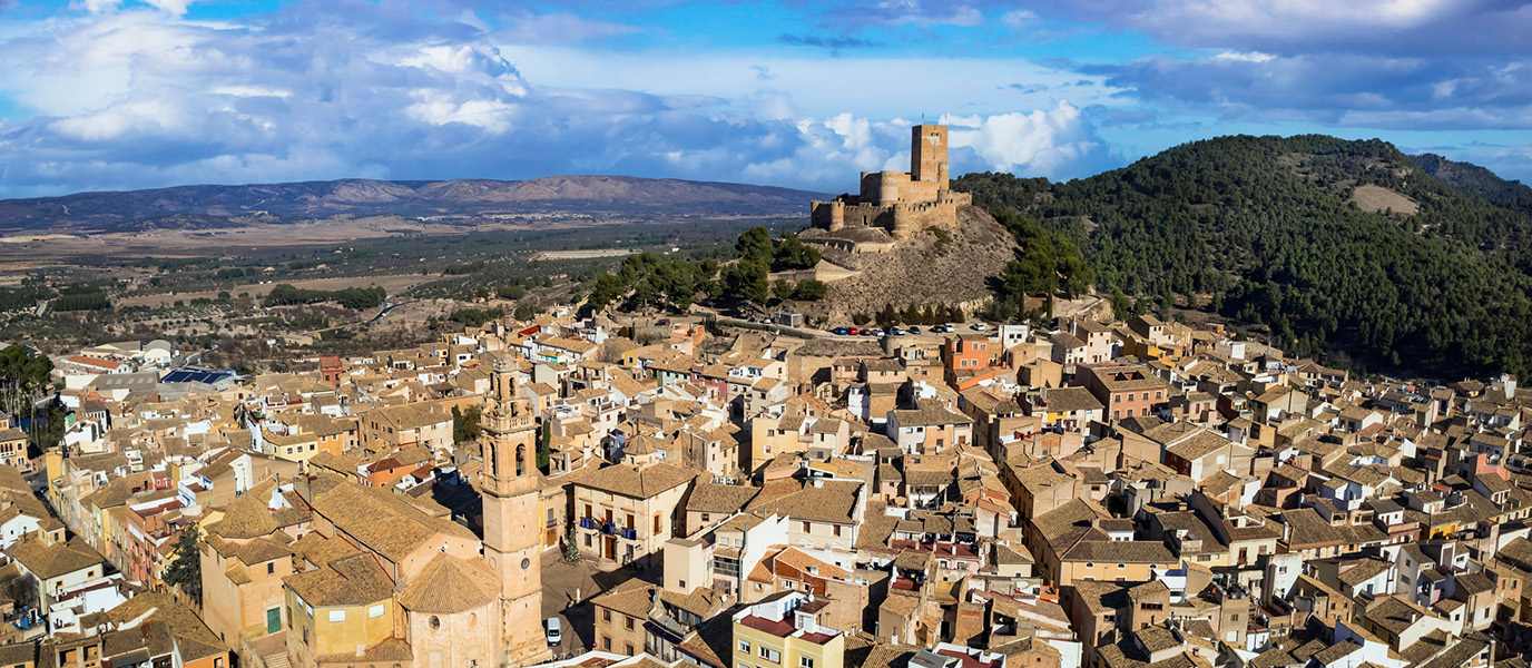 Biar, el castillo que defendía la Corona