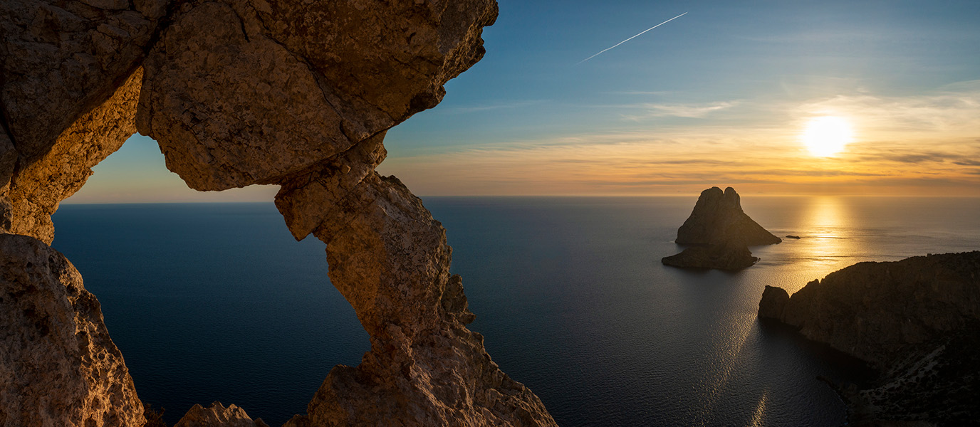 Cuevas en Ibiza: explorando los secretos ocultos de la isla