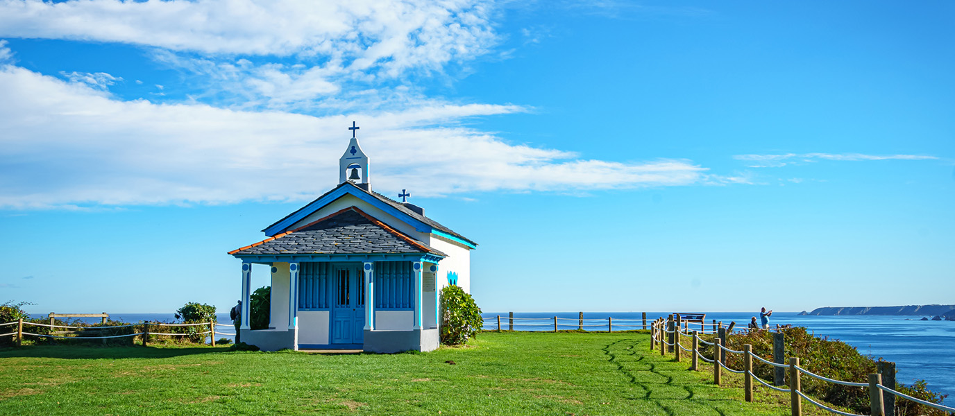 Ermita de la Regalina, vistas junto al acantilado