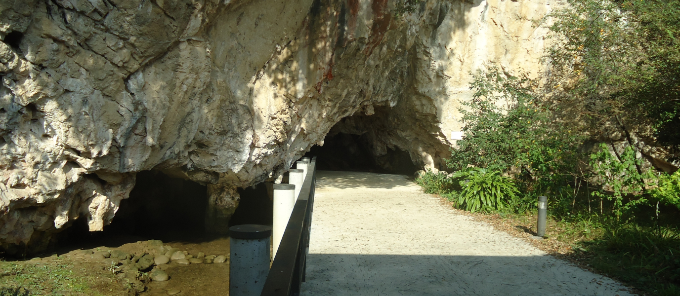 Tito Bustillo cave