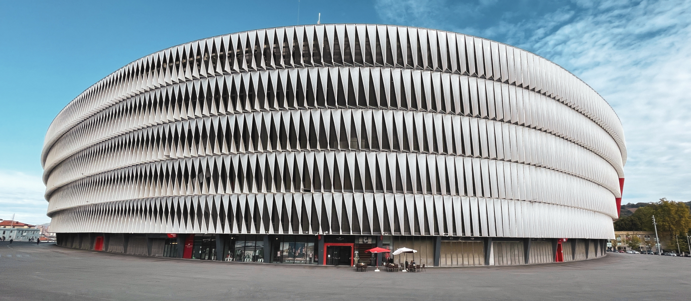 Estadio San Mamés, de catedral a edificio del siglo XXI