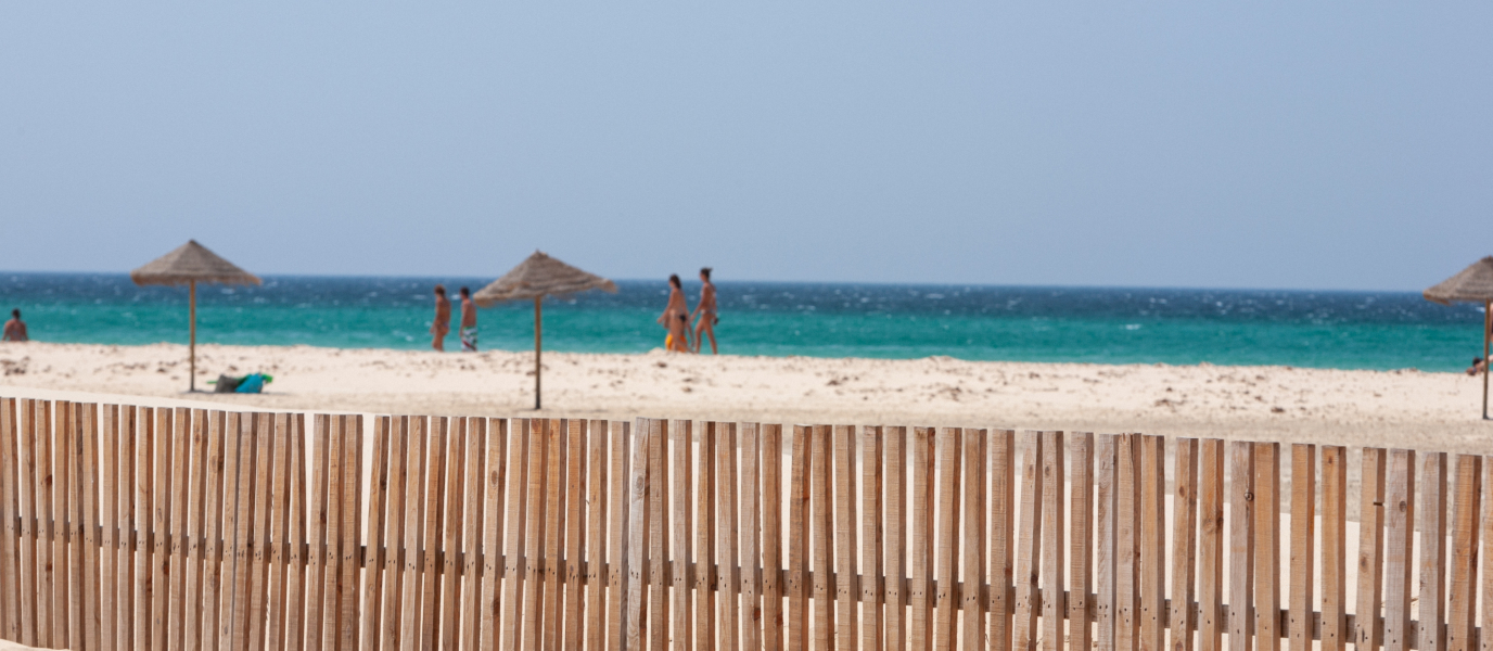 La Victoria beach: kilometres of fine, golden sand