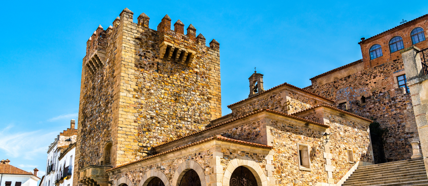 Torre de Bujaco: the defensive stronghold of Cáceres